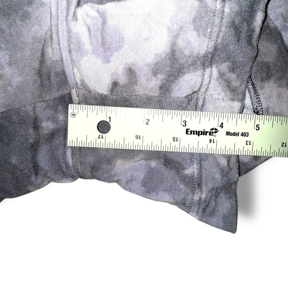 ATHLETA Balance 4” Shortie Shorts - Positive Latitudes Tempest Violet Plus 1X - Picture 7 of 10